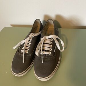 Gray Vans Authentic Low Top shoes - size 4.5 men, 6 women